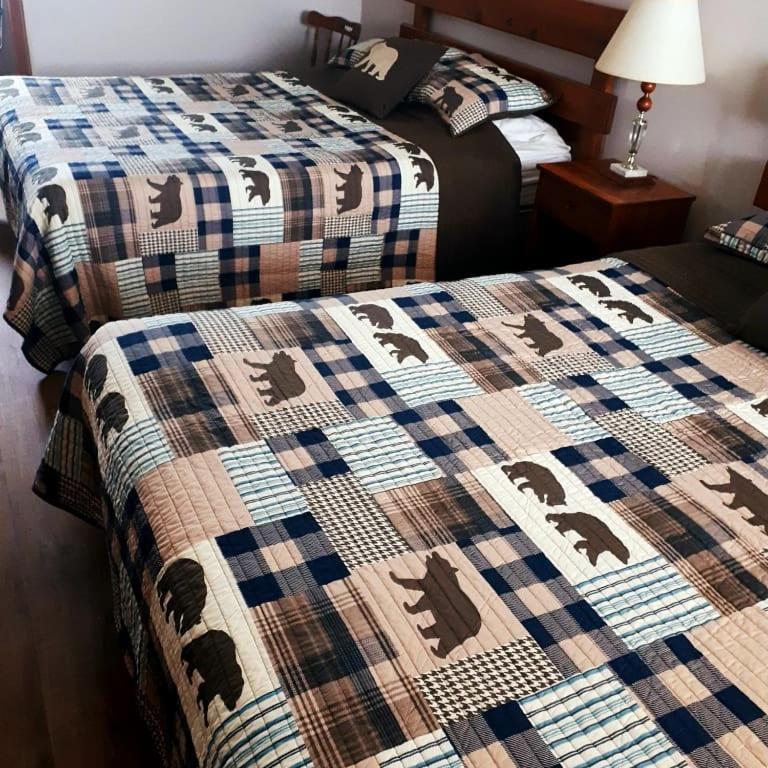 Bear Tracks Inn ليونز هيد المظهر الخارجي الصورة